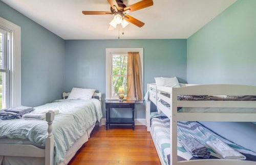 Pet-Friendly Home with Gazebo Minutes to Beach! - Foto 16