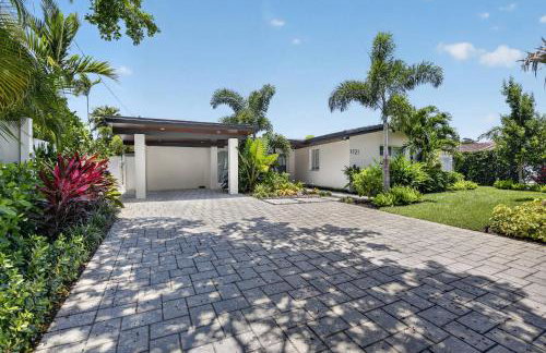 Waterfront Oasis with Private Pool - Foto 9