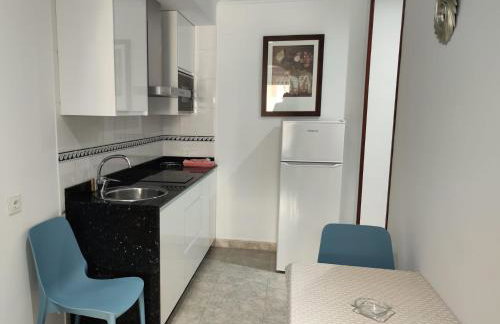 Apartamentos Leonor Carihuela - Photo 31