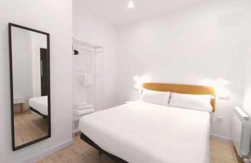 Apartamentos La Brava by gaiarooms - Photo 11