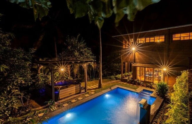 ama Stays & Trails The Malabar Villa Heliconia, Kozhikode - Foto 22