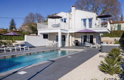 Casa BELLADONNA with Heated pool and Kids Playground - Photo 4