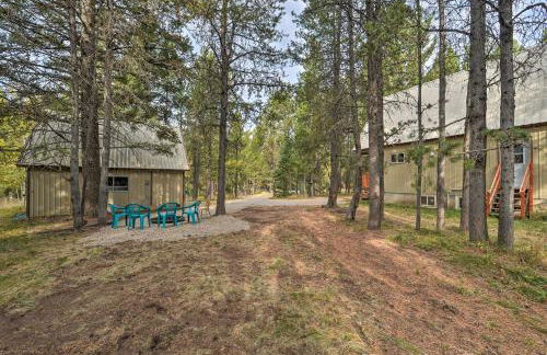 Family Cabin with Fire Pit - 25 Miles to Yellowstone - Foto 23
