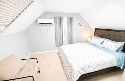 The Charming Cozy 4-Bedroom Getaway in Glen Burnie - Foto 16