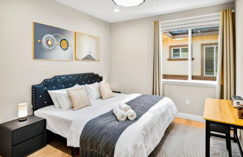 Spacious 9BR Home with Parking and Near DTLA - Foto 75