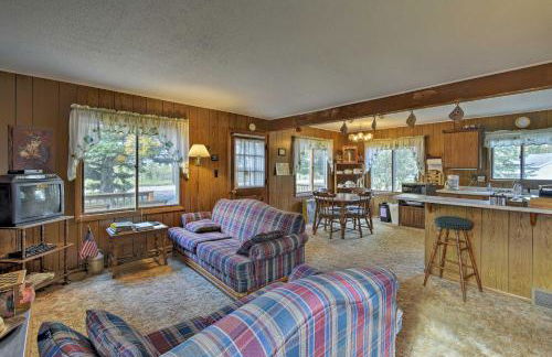 Walk to Green Lake and Beach Cozy Cabin with Deck - Foto 2