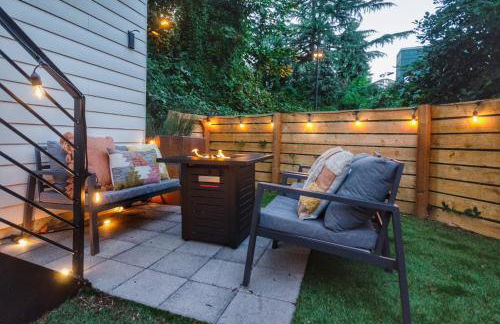 Travelers Dream, Walk to Space Needle, Firepit, cornhole - Foto 46