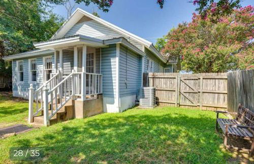 Canton Walkable Downtown Pack n Play Pets Family - Photo 28