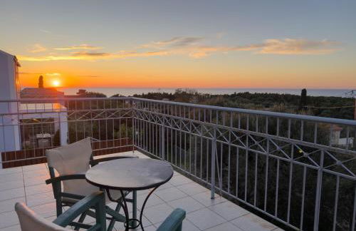 Regina Villa - Photo 34