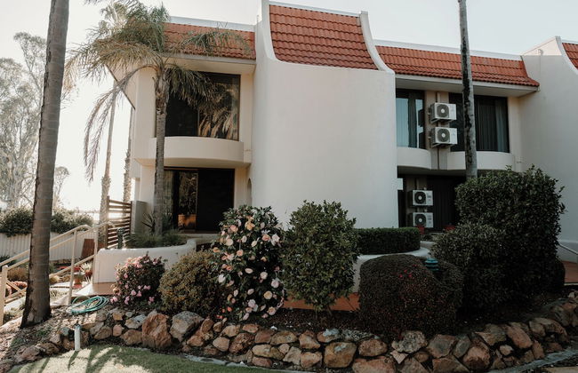 Lake Mulwala Boatel - Photo 56