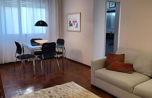 SUPERPRÁTICO-Amplo Apê com Garagem em bairro nobre - Foto 6