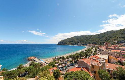 2 Bedroom Cozy Home In Cisano Sul Neva - Foto 23