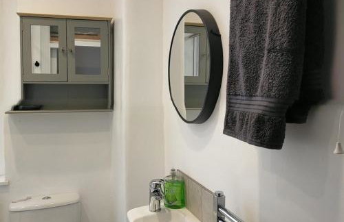 Newly Renovated 3 Bedroom House, 6 beds with 2 showers, near University Town Centre - Foto 37