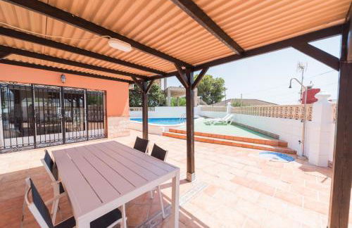 Expoholidys- Chalet privado en Castell del Rey - Foto 32