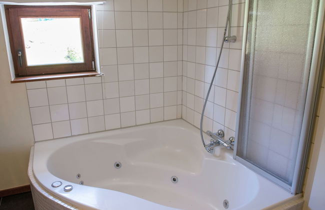Luxury Apartment in Malmedy with Hot Tub - Foto 14