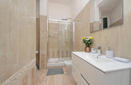 Interno 5 elegante residenza per 10 pax vicina a Colosseo e Santa Maria Maggiore - Foto 8