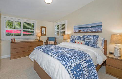 Downtown Villa by Paradise Retreats - Photo 9