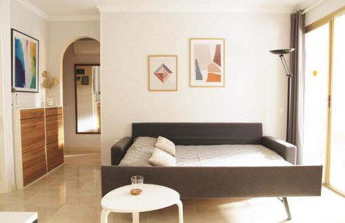 La Perla Apartment, Paradis Park, La Pineda - Ático 1ª línea - Solarium - WiFi - Piscina - Foto 21