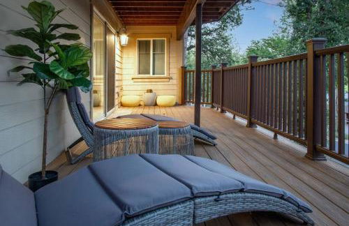 New Luxury 5BR Cabin in Pine Mountain Lake! 1 Minute to Beach! Massage Chair! Close to Yosemite! Perfect for Retreats and Escapes All Seasons! - Foto 38