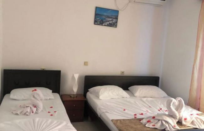 Vila Xhafa - Foto 48