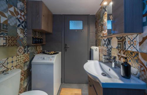 Entire, spacious, spotless apartment, in Ilioupoli, Greece - Foto 39