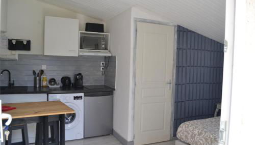 Studio5 proche Quai Rouget - Photo 4