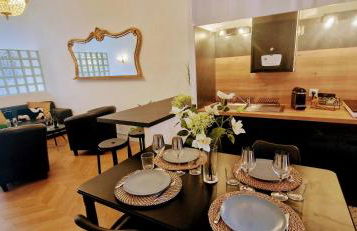 LE PARC2 Appartement Authentique, Coeur de Ville, Proximité Parking, Climatisé - Foto 2