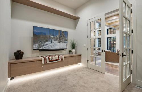 Pont de Rêves: Luxe Sundance Riverfront Chateau - Foto 22