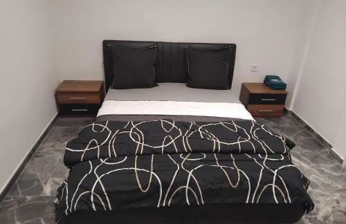 Très bel appartement entièrement équipée disponible fin juin début juillet - Photo 8