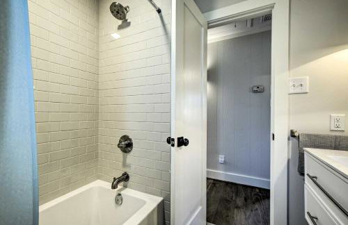 Charming Carrboro Home - Walk to Downtown! - Foto 17