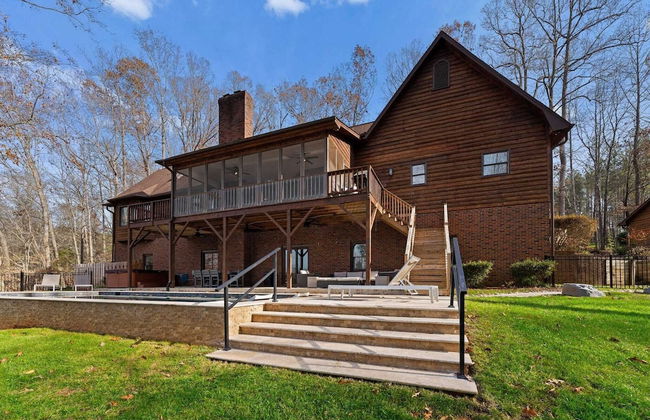 Winding Down by Avantstay Sleeps 20 + Dock, View - Photo 72