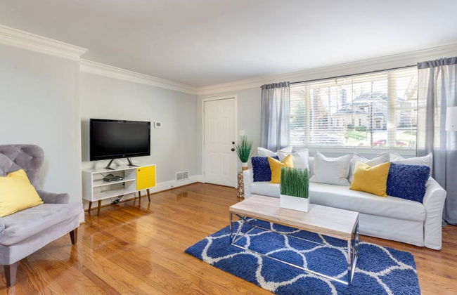 Light & Airy Family Home - Foto 1