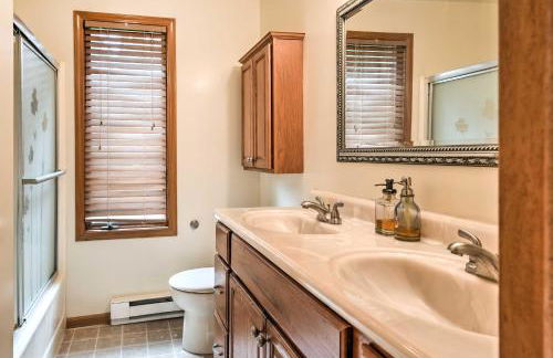 All-Season Family Retreat in Lake Harmony! - Foto 16