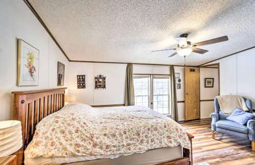 Rustic Family Home and Acreage about 20 Mi Hocking Hills - Foto 11