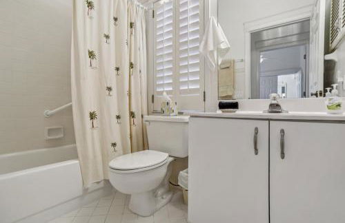 Relaxed Tropical NAPLES Retreat 5 mi to Beach home - Photo 17