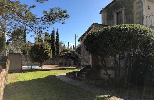 Maison de charme avec vue sur la cité médiévale. - Foto 2