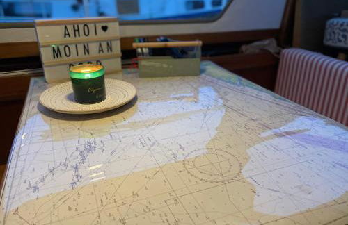 Süsses Motorboot - Bremen Überseestadt - Foto 55