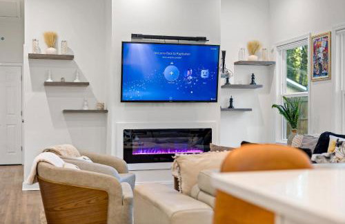 Charming Escape with Hot Tub & Fire Pit Winter Haven! - Foto 20