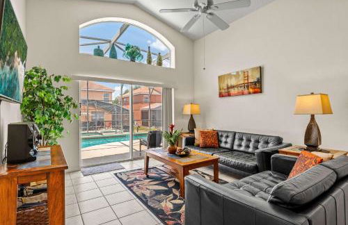 Sunkist Getaway - Photo 26