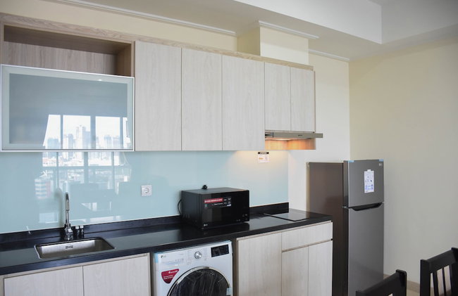 Nice and Spacious 3BR at Menteng Park Apartment - Photo 12