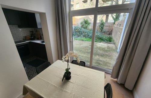 Deluxe Double Room with Private Bathroom and Garden - Foto 20