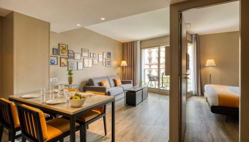 Citadines Ramblas Barcelona - Foto 2