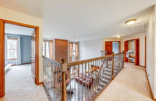 In-Home Theater Modern Naperville Vacation Rental - Foto 18