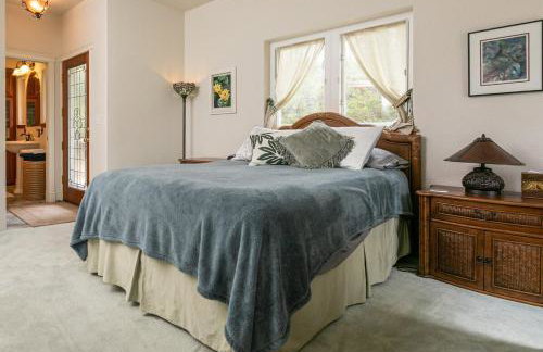 Epic ocean views at this private retreat just minutes from the beach - Foto 24