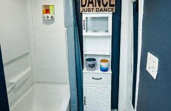 Modern Designed DTWN Condo with a 99 percent Walk Score - Foto 64