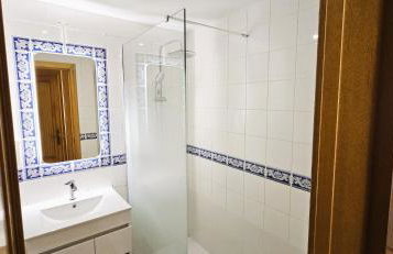 Modern 3 Bed Flat - Beaches, Expo & City Fun - Your Gateway to Lisbon - Foto 28