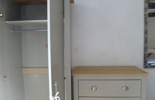 Cosy and Peaceful Maisonette with Terrace, Kidderminster - Foto 25