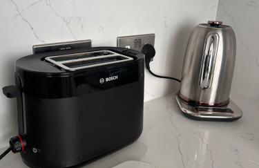 Stylish One Bed Flat in Paddington Pool and gym next door Free secure underground parking nearby - Foto 25