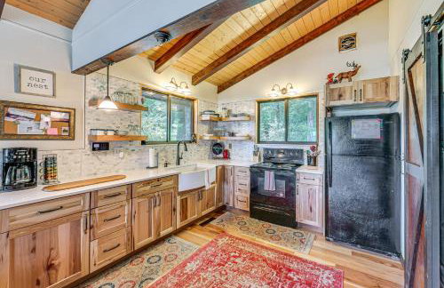 Walk to Alpine Lake Terra Alta Cabin with Deck - Foto 11