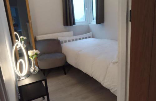 Highfield Home with free parkings, Surbiton, Kingston upon Thames, Surrey, Greater London , UK - Foto 42